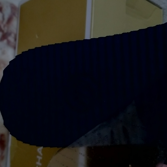 New Michael Kors Janis Slide Sandals - Picture 9 of 11